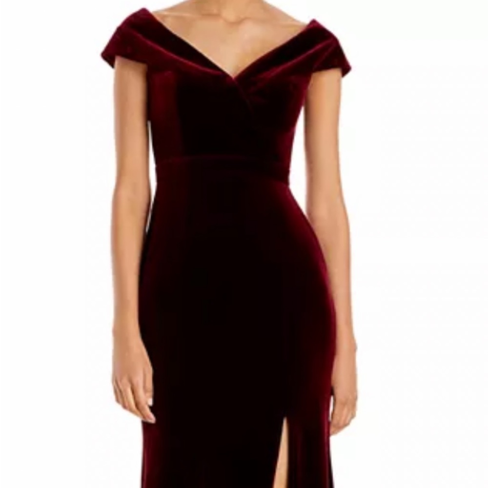 ELEGANT VELVET AQUA GOWN (worn once) burgundy/wine /polyester/spandex…Dry clean